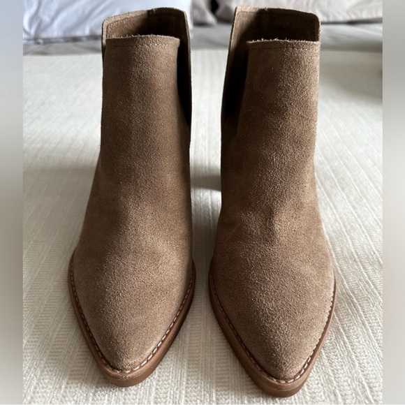 Dolce Vita Ankle Boots - Picture 2 of 6